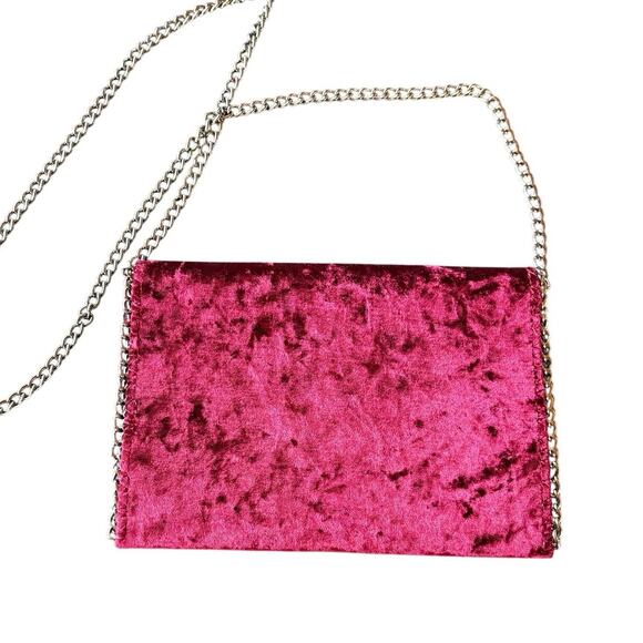 NWT Chelsea28 Nordstrom Red Burgundy Velvet Goth Metal Chain Crossbody Event Bag - Picture 1 of 11